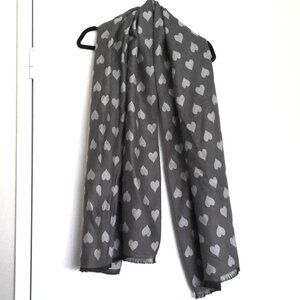 New Caffee Milano Scarf Shawl Wrap Light & Dark Gray Hearts Reversible NWOT